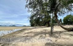 1,600 sqm of Beach Land on Bang Kao